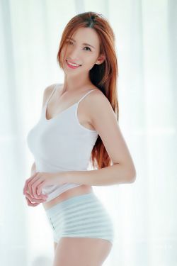 ijzzijzz精的女人美女